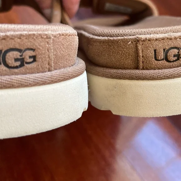 NEW UGG Slides Slippers Women’s LATON Tan / RedSuede slide Shoes Size 7 NWOT